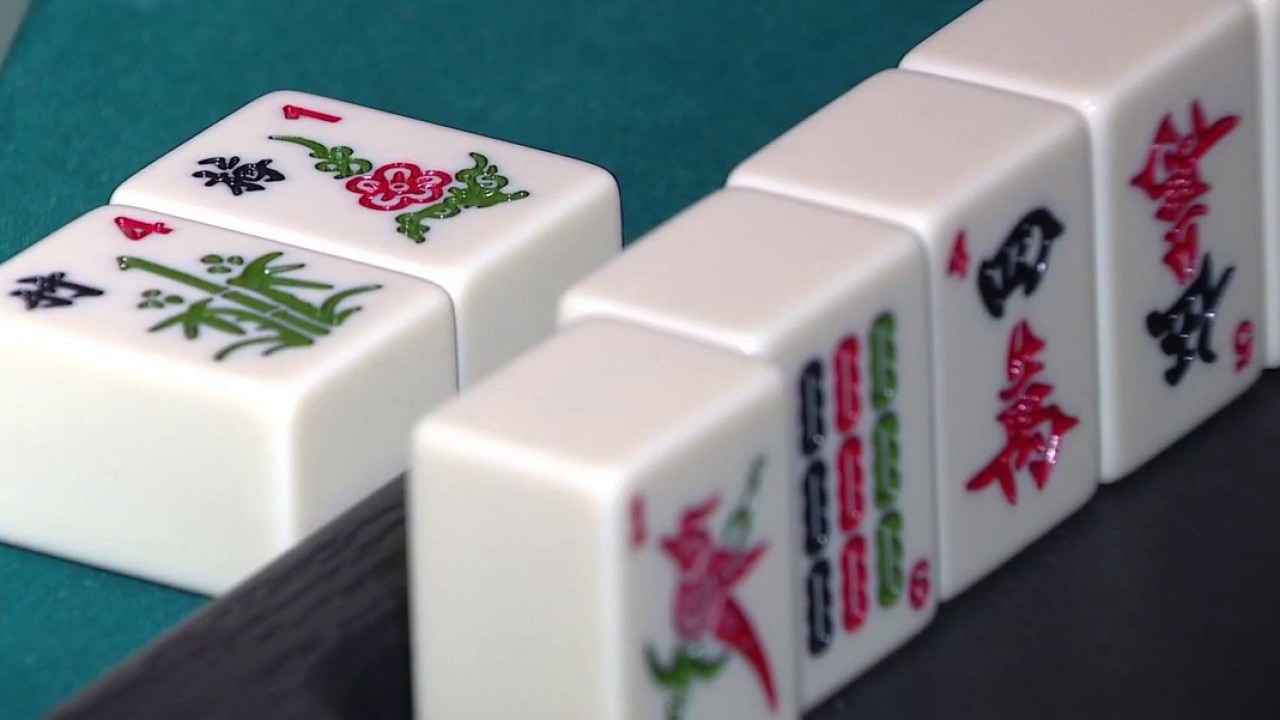 Mahjong gains popularity