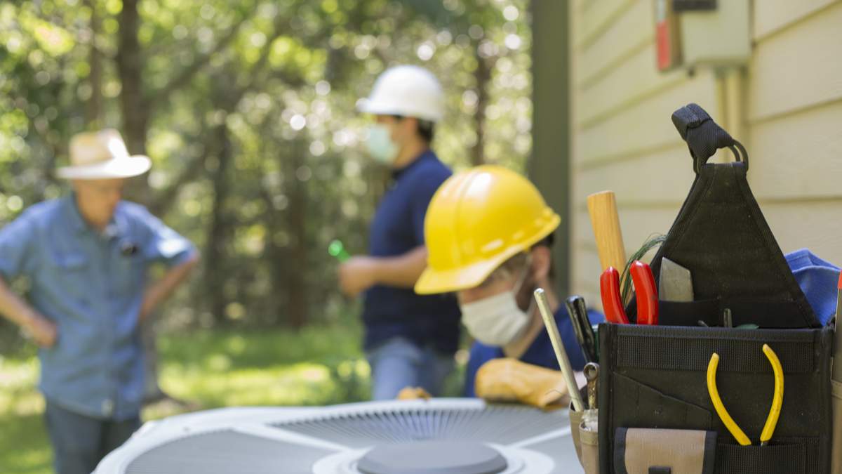 Triple Digit Heat Overwhelms Tampa Bay Air Conditioning Systems | NewsRadio WFLA