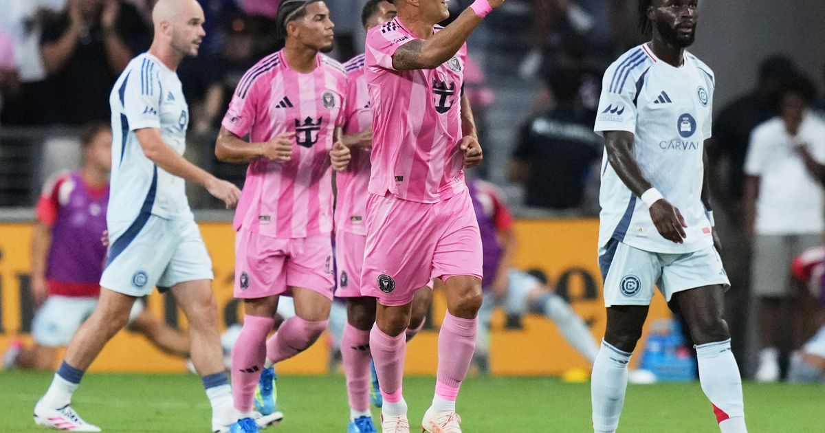 Preston Plambeck, Luis Suárez help Inter Miami beat Fire 3-2 without Lionel Messi :: WRAL.com
