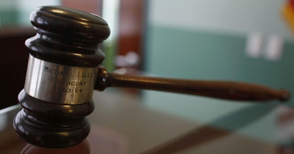 Fort Myers federal judge faces impeachment effort after ordering release of convicted plane hijacker | Lee County