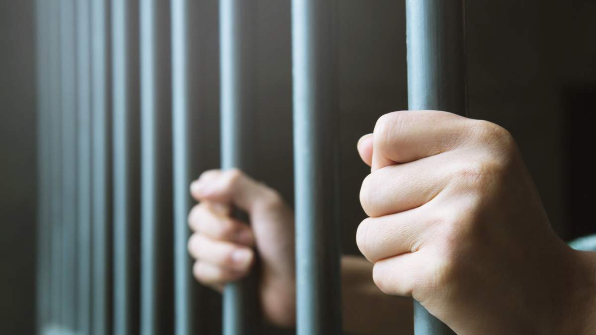 Andrew Tate Alleges Harsh Conditions Inside Miami Federal Jail | NewsRadio WIOD