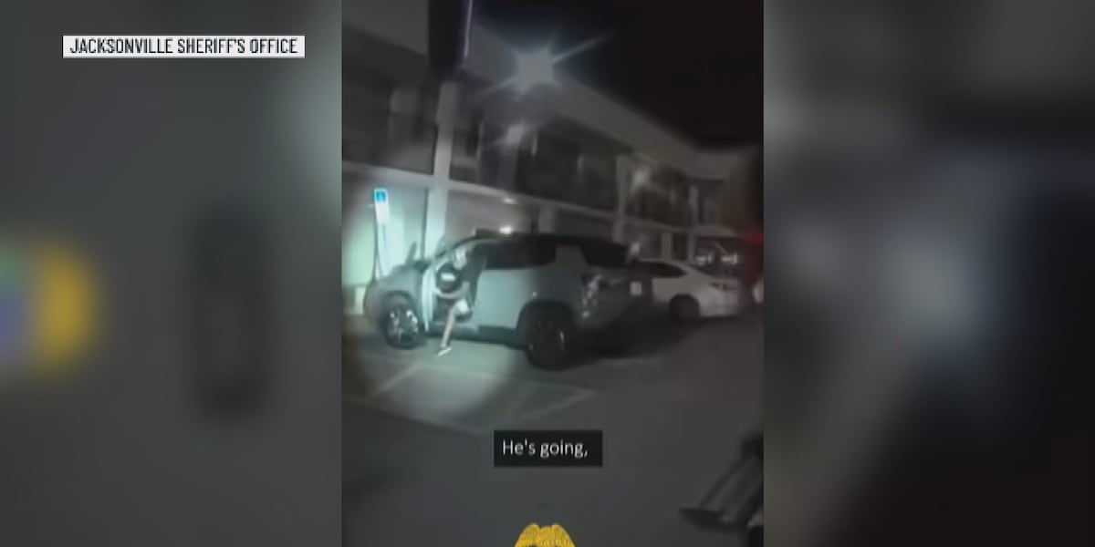 VIDEO: Jacksonville police take 2 into custody in Baxley kidnapping of 13-year-old