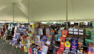 Two Cape Coral firework stands stolen from days before July 4 | Lee County