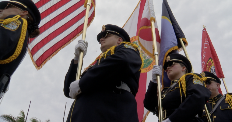 Cape Coral celebrates July 4th with big fireworks and big new flag | Lee County
