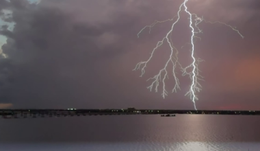 Fort Myers Beach lightning death raises storm safety questions | Lee County