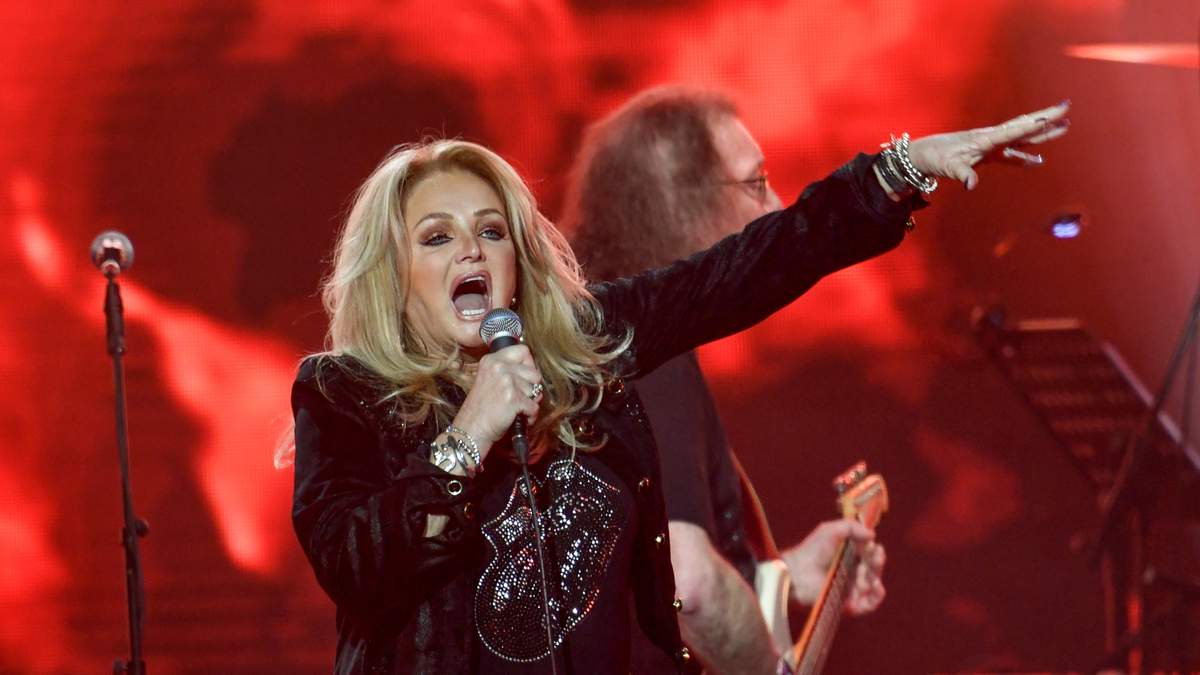 Pop-Rock Icon Bonnie Tyler Dies at 75; Remembered for Her Miami Connections | NewsRadio WIOD