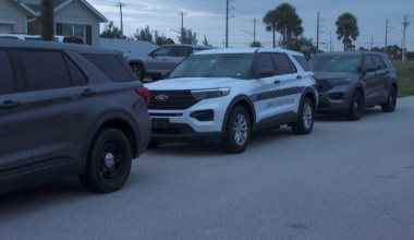 Detectives, forensic team swarm Cape Coral home near Chiquita Boulevard | Lee County
