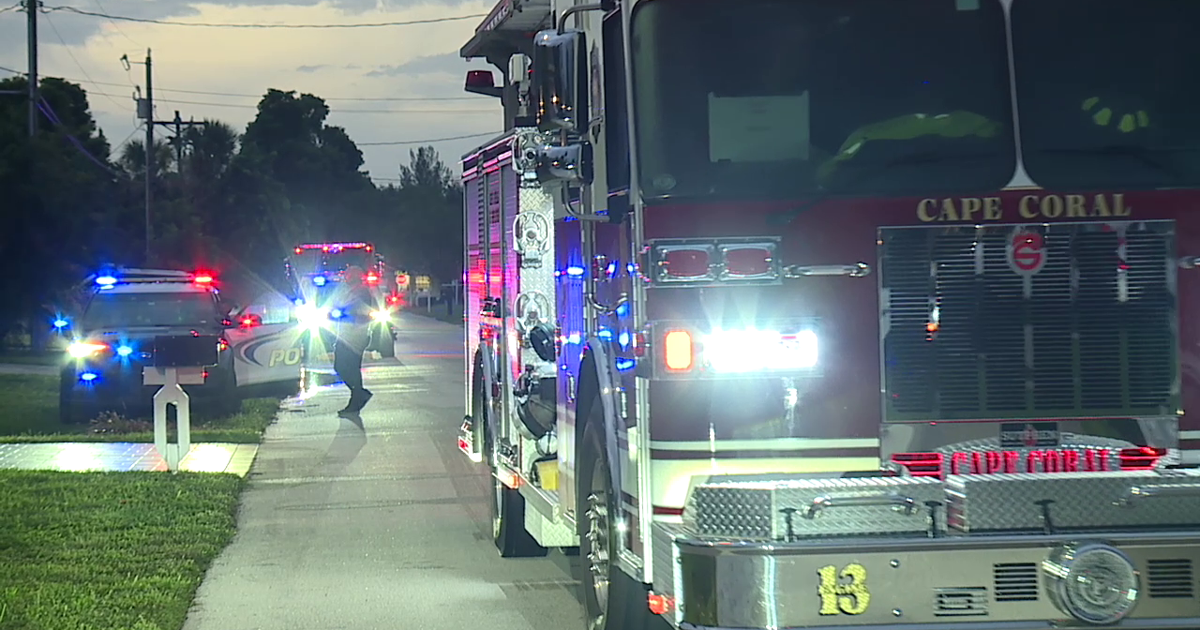 Crews respond to roof fire at Cape Coral home | Lee County