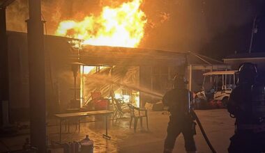 Fire tears through Flamingo Bay mobile home in St. James City | Lee County