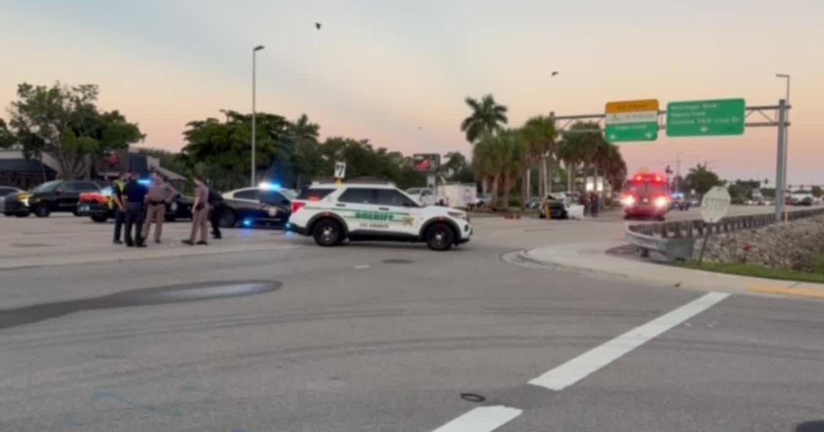 Cape Coral woman killed in single-vehicle crash on College Parkway, FHP says | News