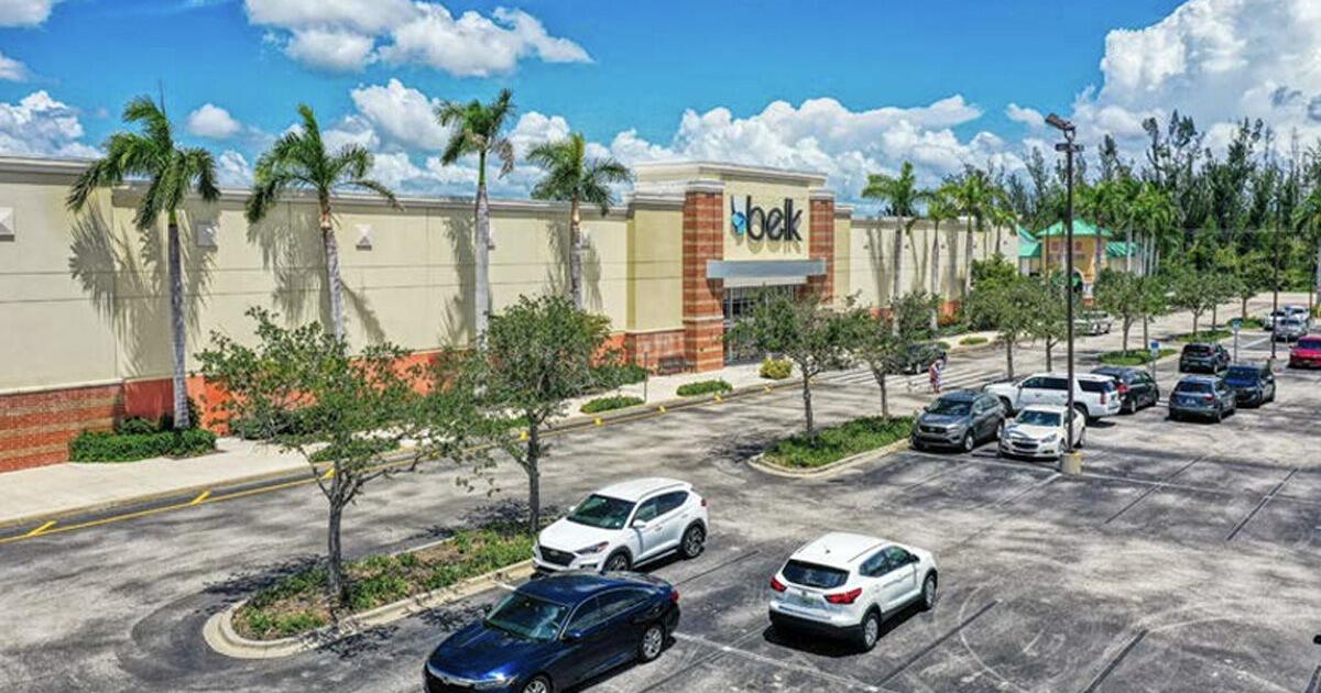Surfside Shoppes in Cape Coral sells for $12.3M | GB Daily
