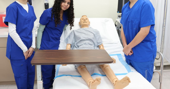 South Miami High opens medical assisting lab | Education