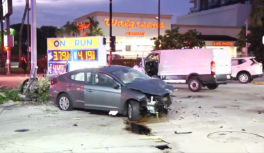 3 hospitalized, 1 with serious injuries, after multi-vehicle collision in downtown Miami; cause under investigation - WSVN 7News | Miami News, Weather, Sports