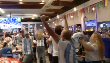 Argentina fans at Manolo in Miami Beach celebrate 3-1 World Cup victory against Switzerland, as Argentina moves to semifinals - WSVN 7News | Miami News, Weather, Sports