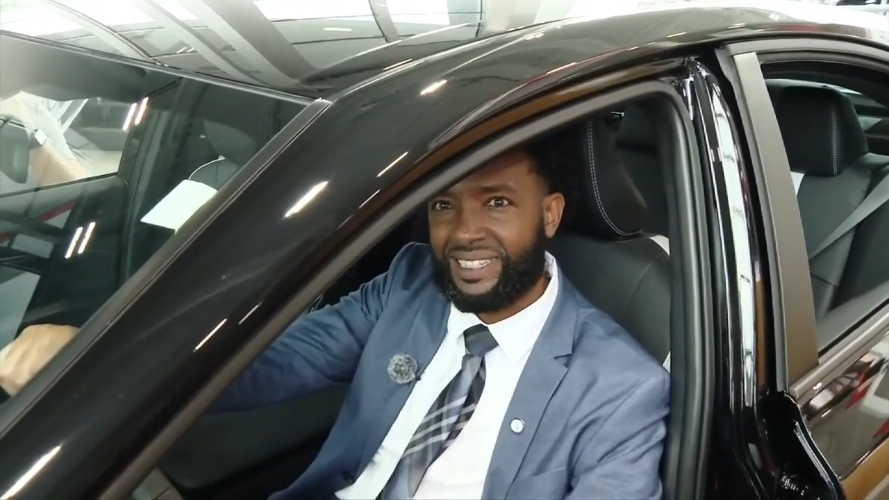 Liberty City Elementary School principal honored with new car at ceremony in Hialeah - WSVN 7News | Miami News, Weather, Sports
