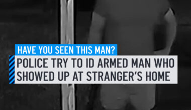 Have you seen this man?! Police in Miami Shores are trying to identify a man who they said showed up at a stranger's home carrying what appeared to be a long-barrel rifle or shotgun. He rang the doorbell and waited for about 15 seconds before walking away. The doorbell camera captured the brief encounter. #stranger #police #id #florida #caughtoncamera