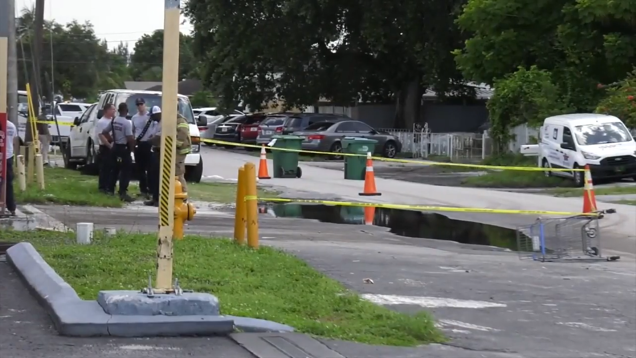 Gas spill at Miami Gardens gas station leaves 50 gallons of fuel on street - WSVN 7News | Miami News, Weather, Sports