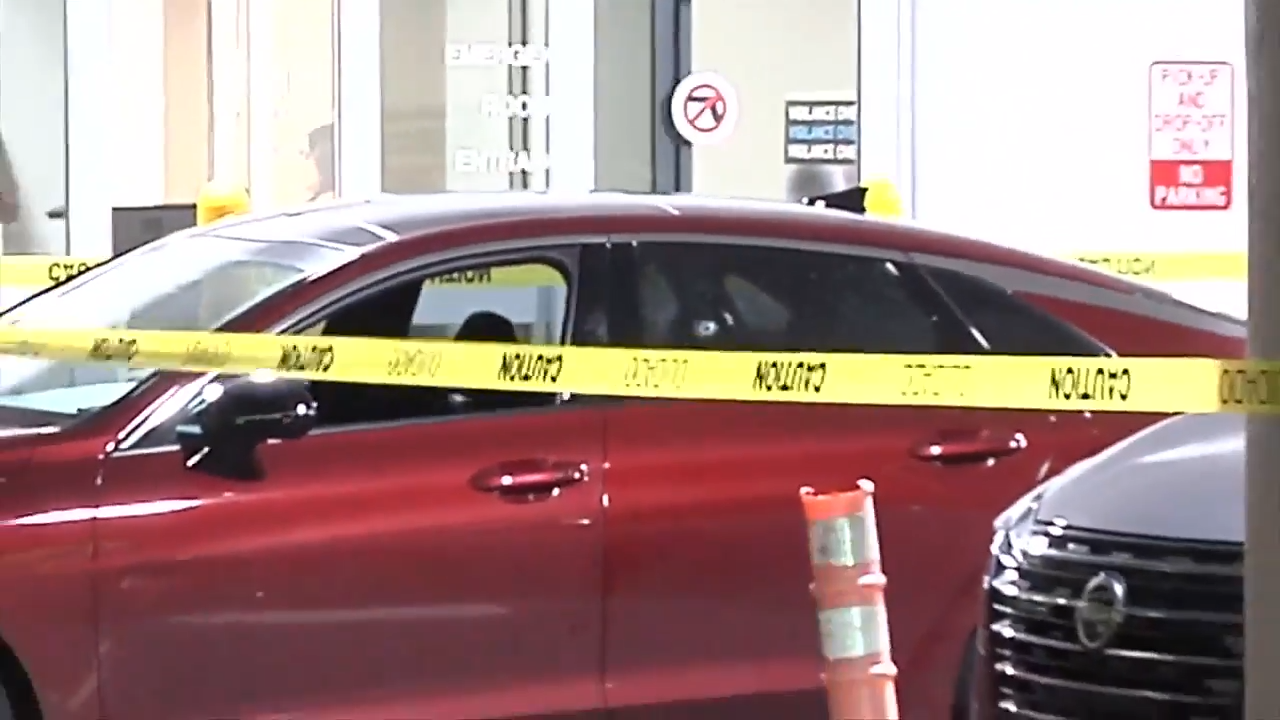 1 dead after shooting in SW Miami-Dade, car left with bullet holes - WSVN 7News | Miami News, Weather, Sports