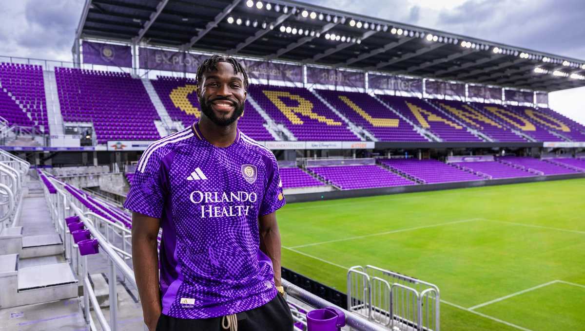 Orlando City signs Daryl Dike after five seasons with West Brom