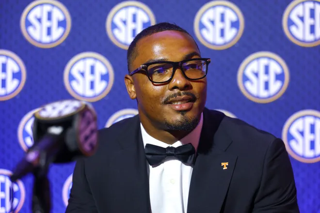July 20, 2026; Tampa, Florida; Tennessee Volunteers linebacker Arion Carter (7) speaks to the press during SEC Football Kickoff Media Day at the Tampa Marriott.