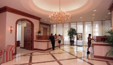 Ex-bank executive charged with $3M theft from Miami client