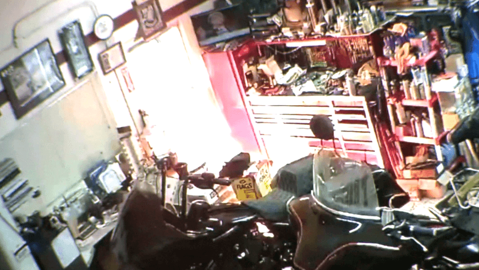 Jurors were shown graphic surveillance video of a Fort Pierce shop owner being shot and set on fire as closing arguments begin in Otto Lenke’s murder trial. (WPEC)