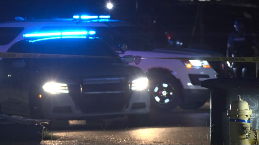 One person injured in shooting off Florida Boulevard