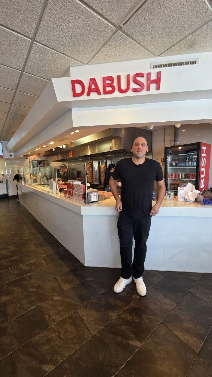 Dabush Shawarma, which many Israelis consider among the best in its category (Photo: Yonatan Cohen) דאבוש