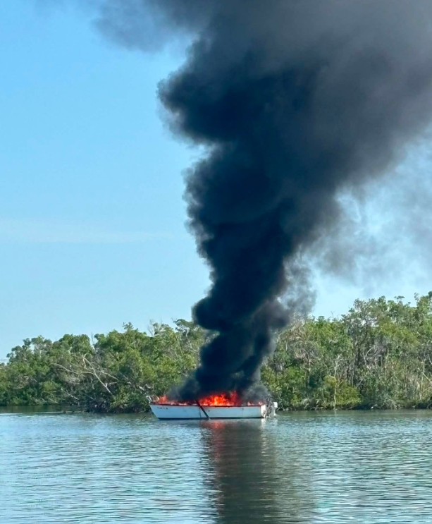Sailboat totaled in fire off Fort Myers Beach - FORT MYERS