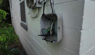 ‘Slumlord’-linked property without electricity amid heat; JEA says repairs are needed