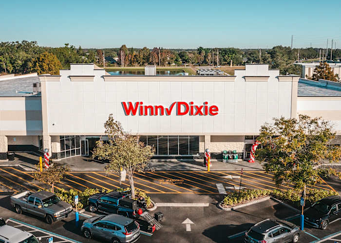 These Florida supermarkets have now become Winn-Dixie stores