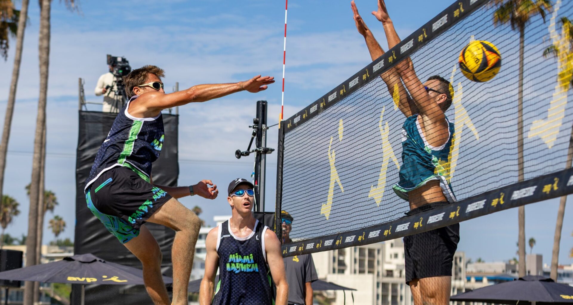Miami Mayhem Goes Unbeaten at AVP League Week 5 in Long Beach – The562.org