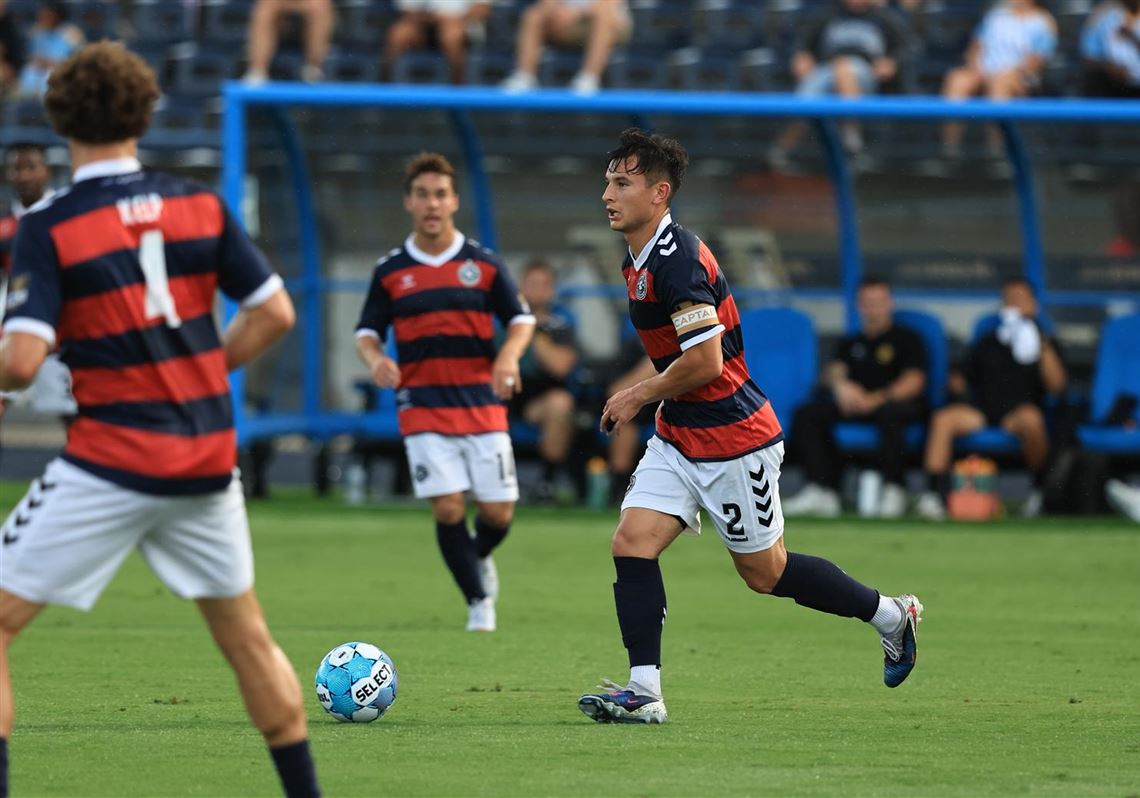 Riverhounds can't hold onto lead, fall at Sporting Jacksonville