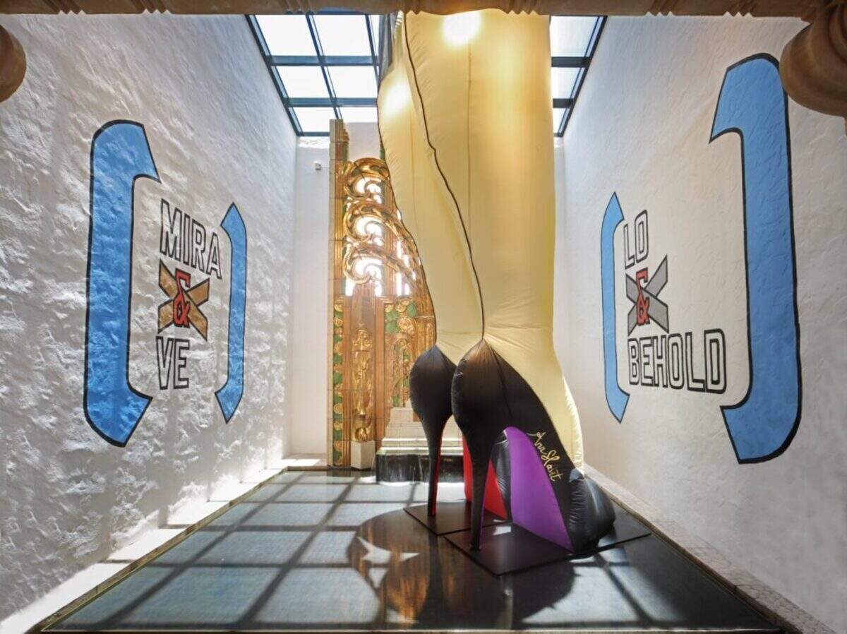 One of the most unique artworks welcomes visitors in the museum’s Art Deco lobby: A giant inflatable pair of legs wearing stiletto heels by artist Ann Slavit. “Della (Waiting),” 20-foot, inflatable sculpture, 1978.