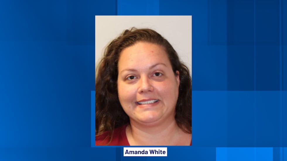 Amanda White booking photo