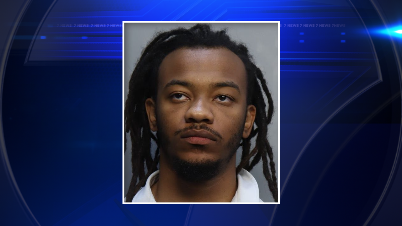 Man accused of making sexual advances toward a 16-year-old walking to school in Miami - WSVN 7News | Miami News, Weather, Sports