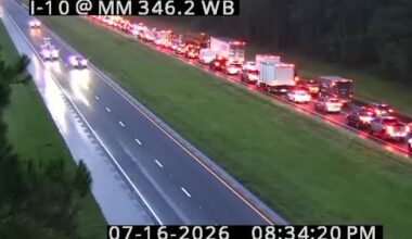 Traffic Alert: Crash closes all eastbound lanes of I-10 before mile marker 346 in Baldwin
