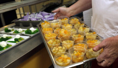 Miami-Dade school lunches no longer free for all. Why?