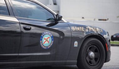 Driver on the loose after troopers stop fleeing car on I-395 with PIT maneuver, FHP says – NBC 6 South Florida