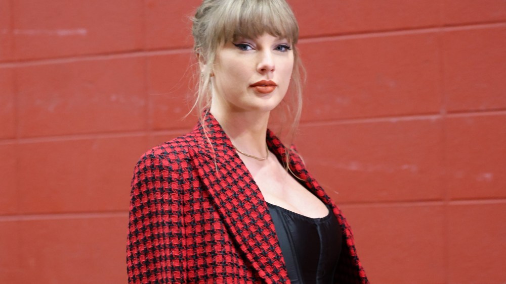 Taylor Swift Wins in Poetry Plagiarism Lawsuit as Judge Dismisses Case