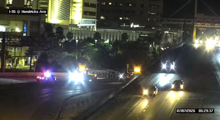 Traffic Alert: Crash closes I-95 South ramp from Acosta Bridge in Jacksonville