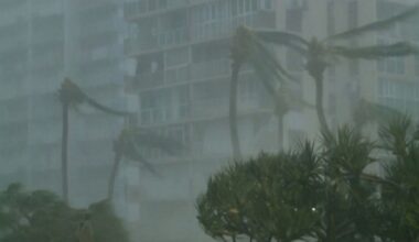 Florida regulators say home insurance premiums falling
