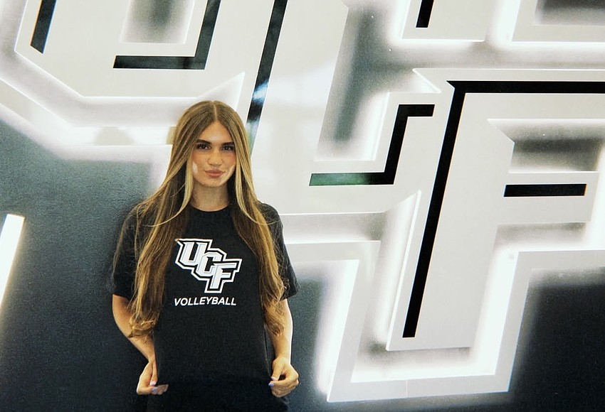 West Orange High volleyball player commits to the University of Central Florida
