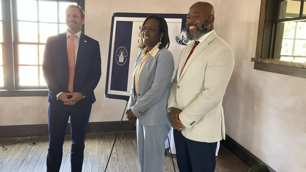 Florida housing officials consider work requirements for most aid programs