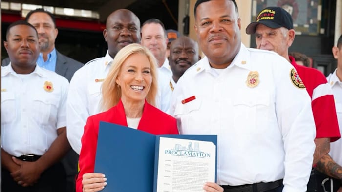 ‘Generations of firefighters’: Mayor Deegan issues proclamation to JFRD for 140 years of service