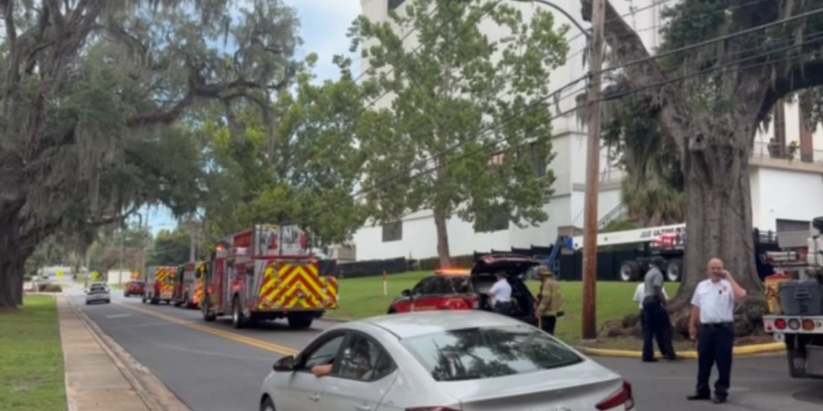 Crews battling fire at R.A. Gray Building in downtown Tallahassee