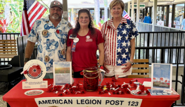 Auxiliary distributes poppies - SANIBEL-CAPTIVA