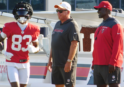 Another Midseason Bucs Nosedive, 8-9 Record Predicted - JoeBucsFan.com