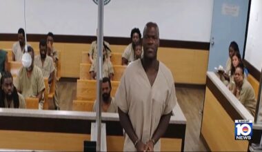 ‘This is not arson’: Man charged with setting Hollywood home ablaze represents himself in court