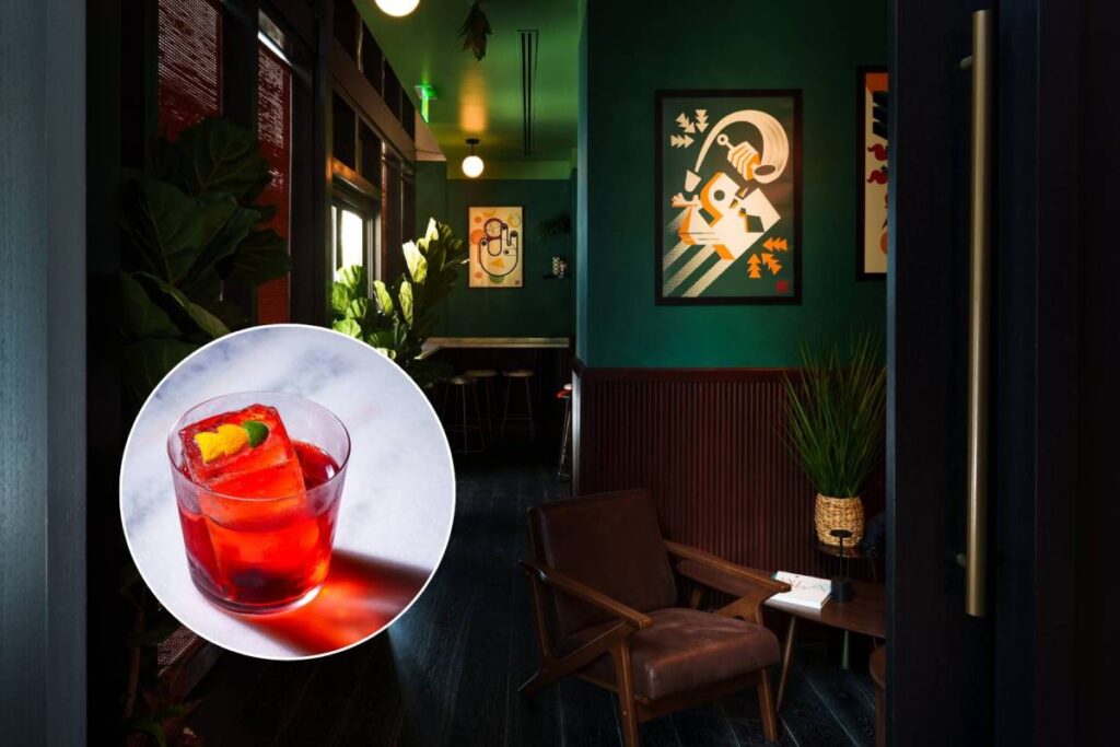 ViceVersa Entrance and Negroni